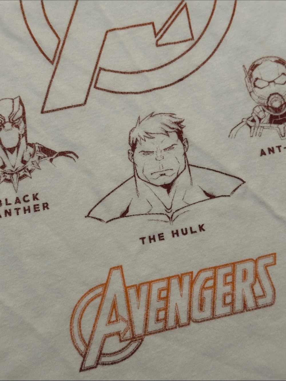 AVENGERS Tee - Picture 3 of 7